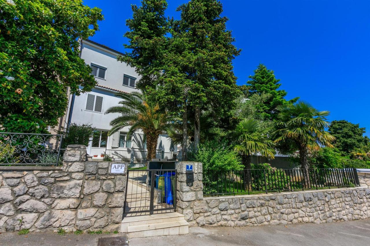 Apartment Andry 2 Crikvenica Exterior foto